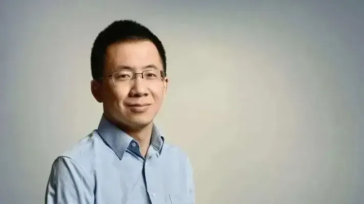字节跳动张一鸣现身上海徐汇知春创新中心并发言